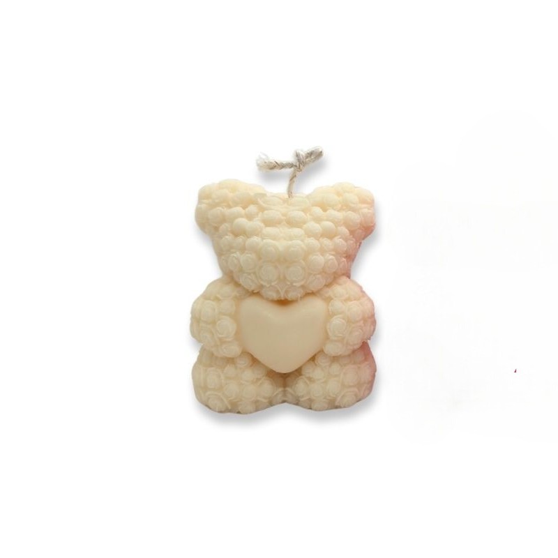 keri-elaiokramvis-arkoudaki-me-triantafylla-kai-kardia-cuddly-candles-Photoroom